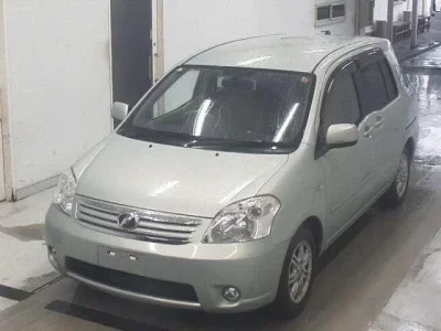 Toyota RAUM