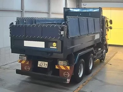 Hino TRUCK