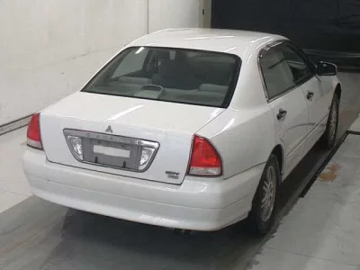 Mitsubishi DIAMANTE