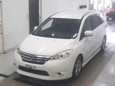 Nissan LAFESTA