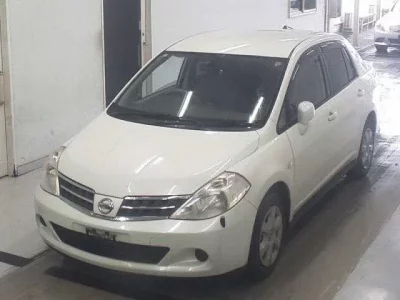 Nissan TIIDA LATIO