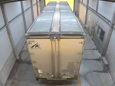 Hino TRUCK