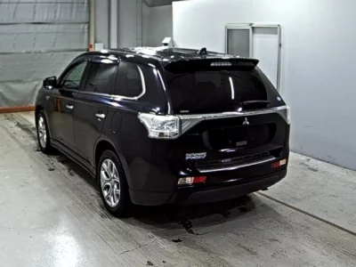Mitsubishi OUTLANDER PHEV