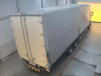 Hino TRUCK