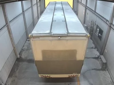 Isuzu TRUCK