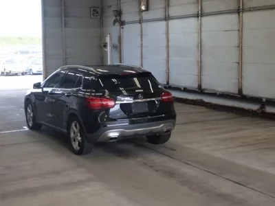 Mercedes-Benz GLA CLASS