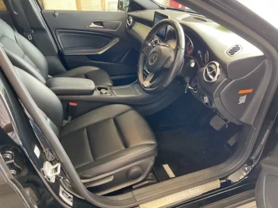Mercedes-Benz GLA CLASS