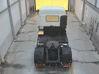 Isuzu TRUCK