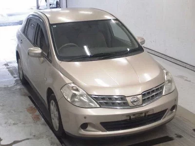 Nissan TIIDA LATIO