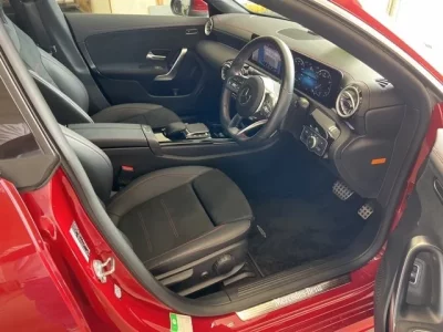 Mercedes-Benz CLA CLASS