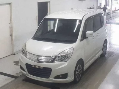 Mitsubishi DELICA D2