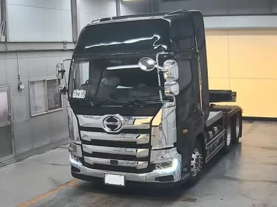 Hino TRUCK