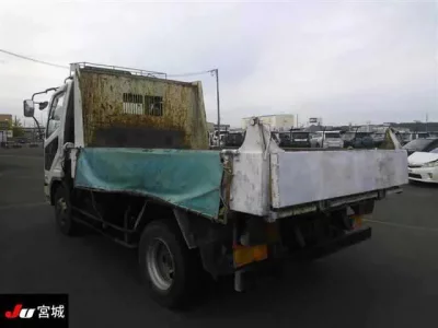 Mitsubishi FUSO FIGHTER