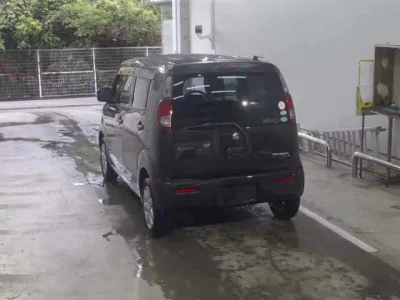 Suzuki MRWAGON