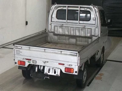 Nissan CLIPPER TRUCK