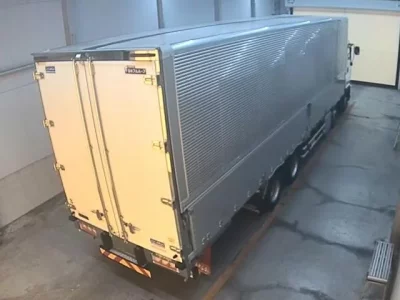 Isuzu TRUCK