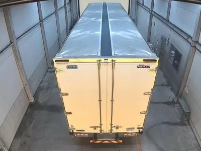 Isuzu TRUCK