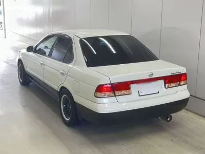 Nissan SUNNY