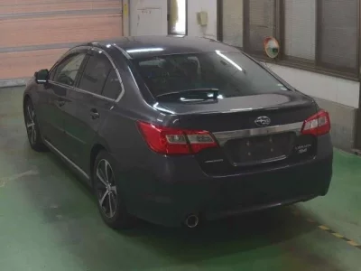 Subaru LEGACY B4