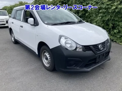 Nissan AD