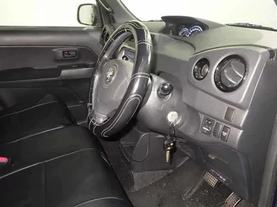 Toyota BB