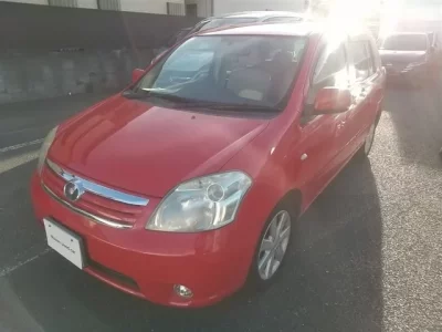 Toyota RAUM