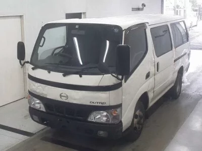 Hino DUTRO
