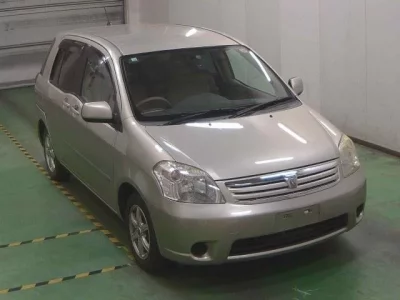 Toyota RAUM
