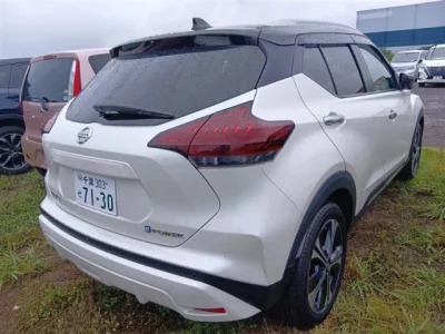 Nissan KIX