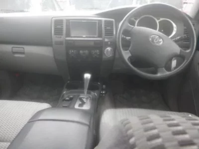 Toyota HILUX SURF