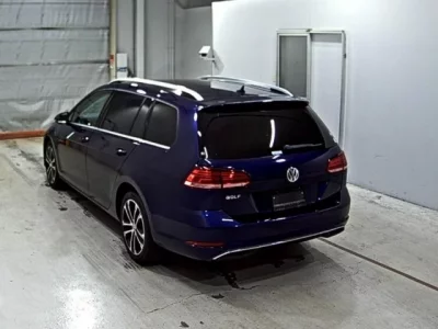 Volkswagen GOLF VARIANT
