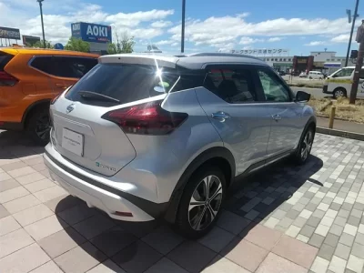 Nissan KIX