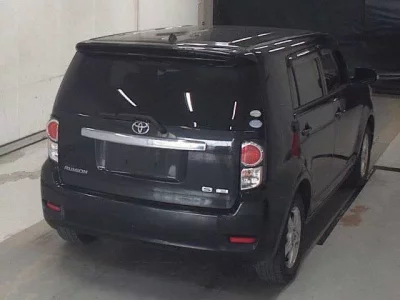 Toyota COROLLA RUMION
