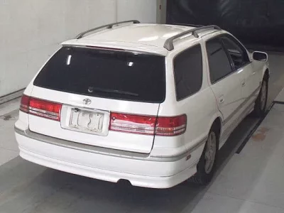 Toyota MARK2 QUALIS