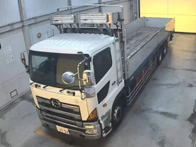 Hino TRUCK