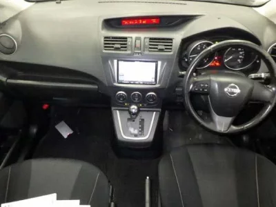 Nissan LAFESTA