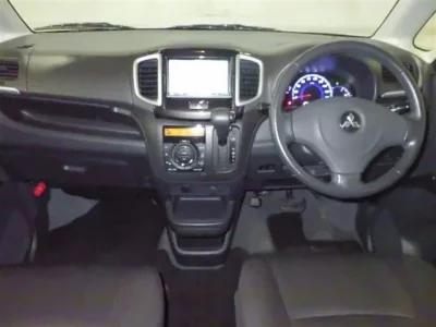 Mitsubishi DELICA D2