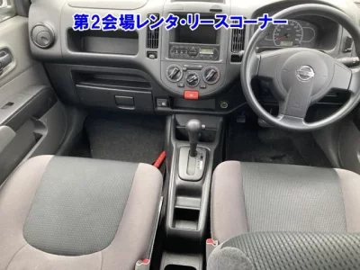 Nissan AD