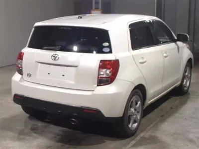 Toyota IST