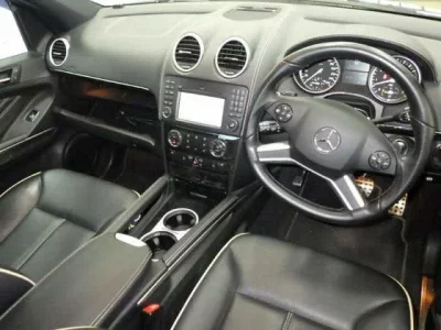 Mercedes-Benz ML CLASS