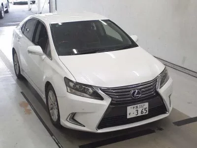 Lexus HS