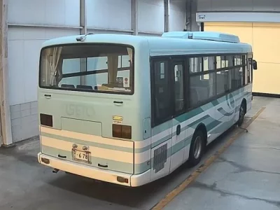 Isuzu BUS