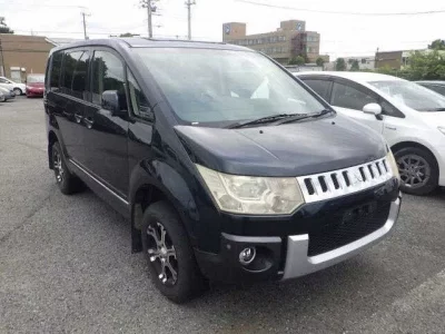 Mitsubishi DELICA D5