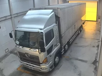 Hino TRUCK