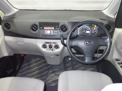 Subaru LUCRA