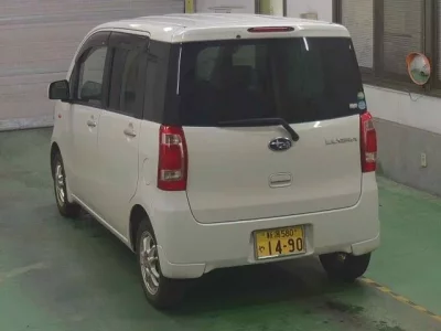 Subaru LUCRA