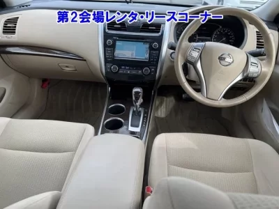 Nissan TEANA
