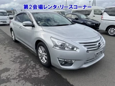 Nissan TEANA