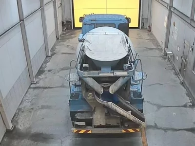 Isuzu TRUCK