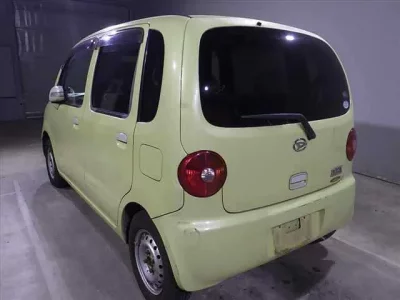 Daihatsu MOVE LATTE